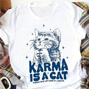 KARMA IS A CAT white t-shirt Medium new with tag NWT swiftie